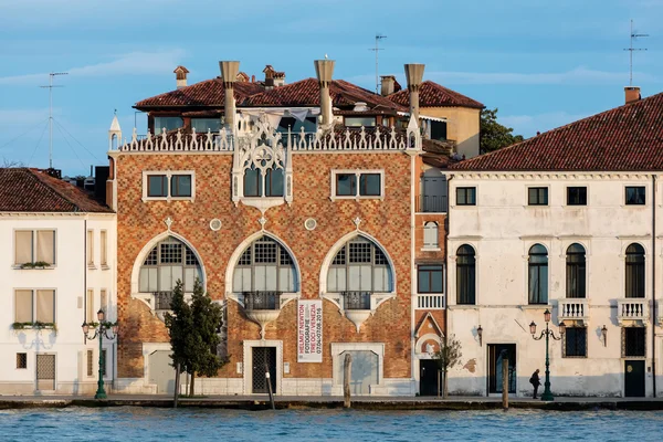 Casa dei Tre Oci v Benátkách, Itálie — Stock fotografie