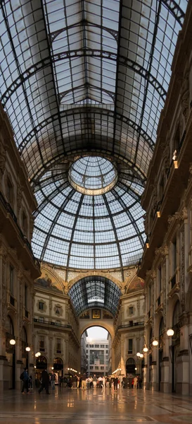 Vittorio emanuele galerij in Milaan — Stockfoto