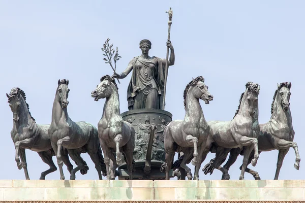 Zafer Arch için 19 u geri kalma barışın Milan, İtalya,