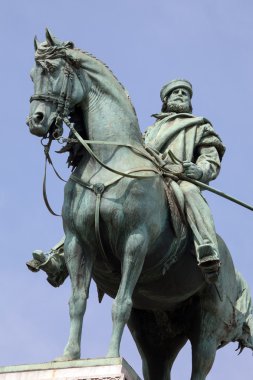 Milan Garibaldi'nın heykeli