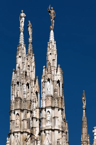 Guglie in marmo del Duomo di Milano — Foto Stock