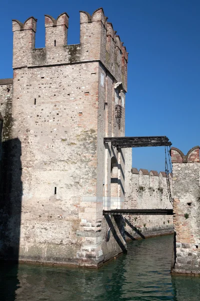 Skaligerschloss in sirmione, italien — Stockfoto