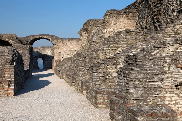 Grutas de Catullus em Sirmione, Italia — Fotografia de Stock