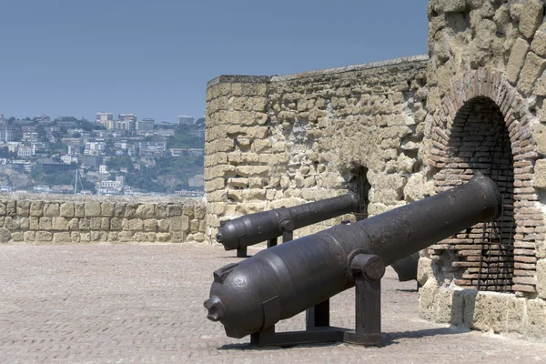 Cannoni del Castel dell'Ovo a Napoli — Foto Stock