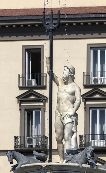 Fonte de Neptuno em Nápoles, Itália — Fotografia de Stock