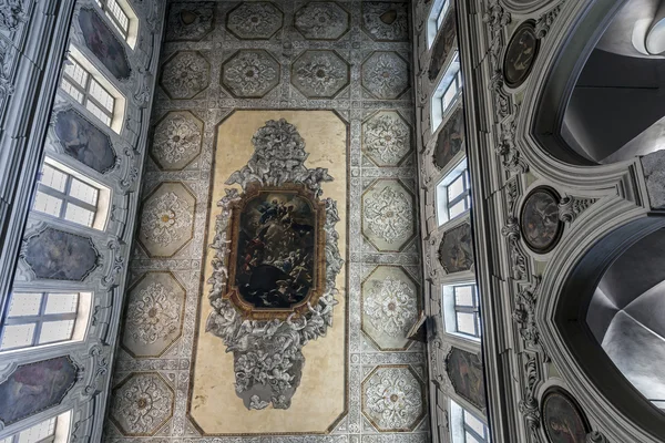 Teto da capela de Santa Restituta na Catedral de Nápoles — Fotografia de Stock