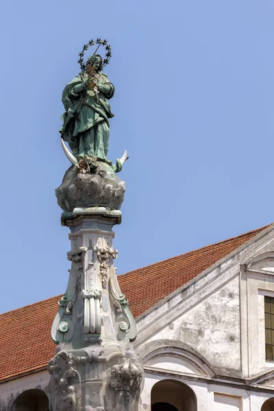 Guglia della Immacolata Nápolyban. Olaszország — Stock Fotó