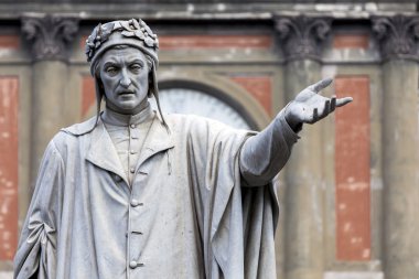 Heykel Dante Alighieri Napoli, İtalya
