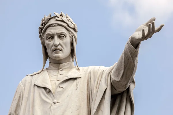 Standbeeld van Dante Alighieri in Napels, Italië — Stockfoto