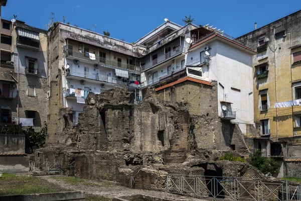 Ancient Roman ruins in the Naples neighborhood — 스톡 사진