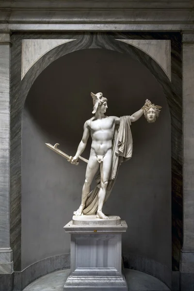 Perseus Triumphant by Antonio Canova — 图库照片