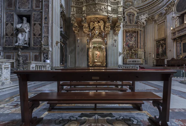 Intérieur de l'église Santa Maria in Vallicella — Photo