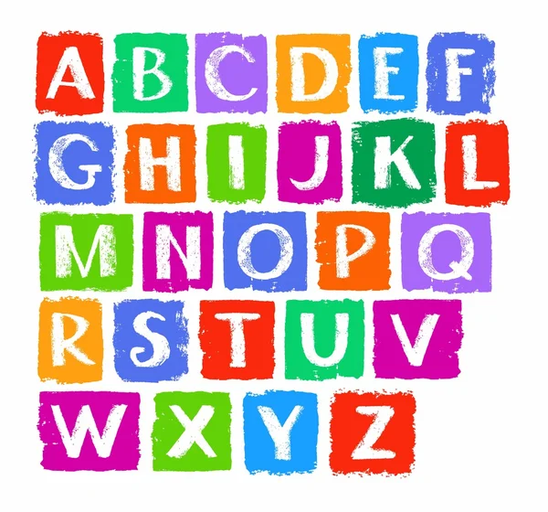 Wielkie litery alfabetu angielskiego, kredowych, kolorowe kredki. — Wektor stockowy