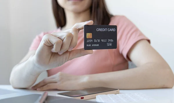 Asian Women Use Credit Card Pay Online Purchases Payment Credit — Stock Photo, Image