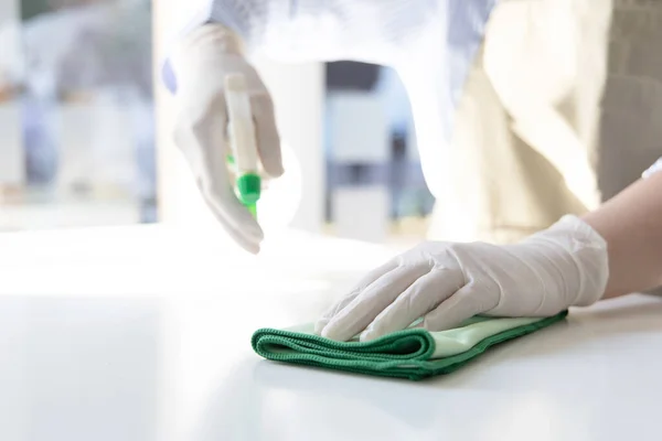 Close Staff Hand Restaurant Workers Cleaning Table Spraying Disinfectants Virus — Stock Photo, Image