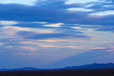 Geceçöküşü Bulutları Ufku Dağ Sırası, Graaff-Reinet, Güney Afrika