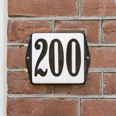 Ev numarası 200