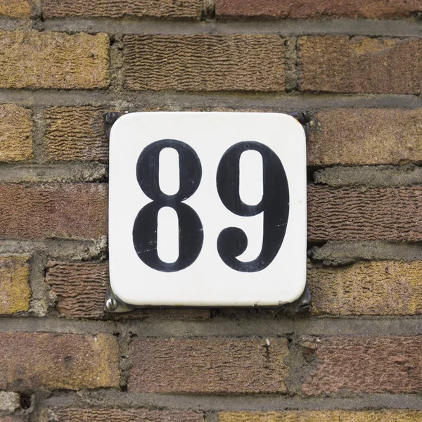 Numéro de maison 89 — Photo