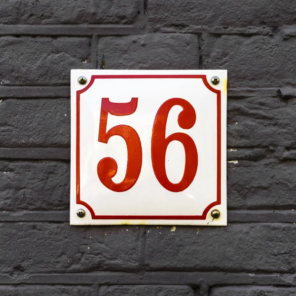 Numero 56 - Casa smaltata numero 56 — Foto Stock