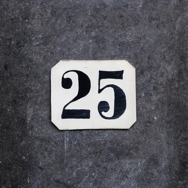 Numéro 25 - maison peinte à la main numéro 25 — Photo