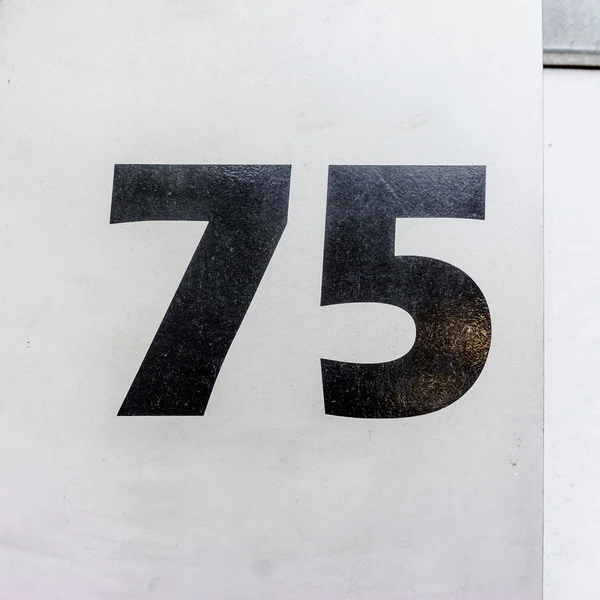 Ev numarası 75 — Stok fotoğraf