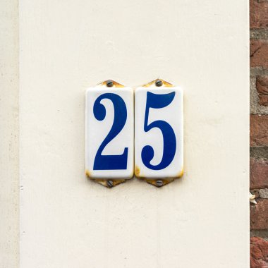 Ev numarası 25