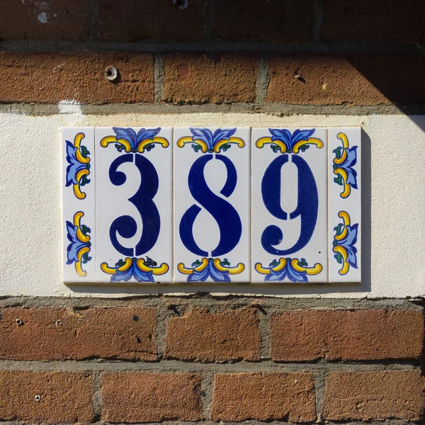 Numéro de la maison 389 — Photo