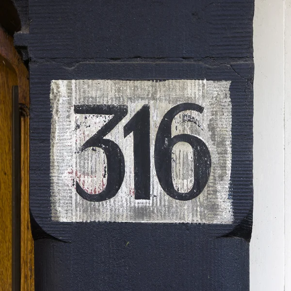 Numéro de maison 316 — Photo