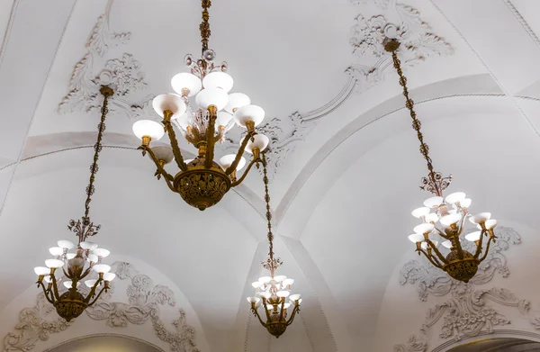 Chandeliers in Moscow metro — Stock Photo, Image