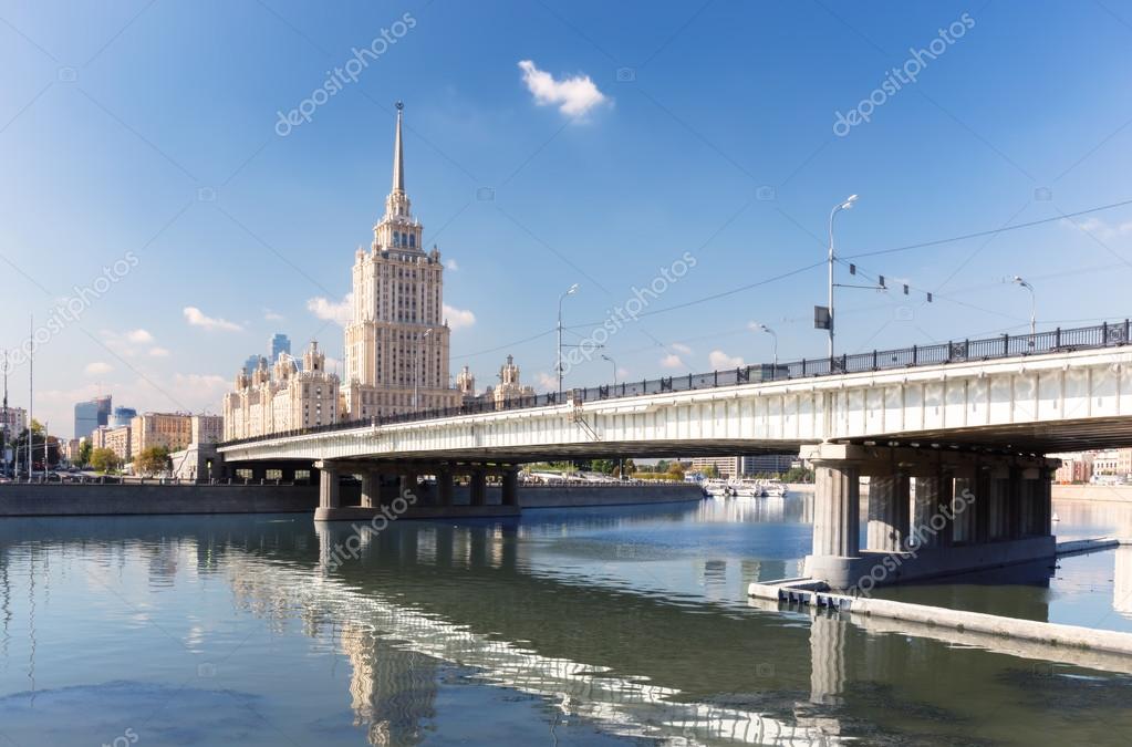 Новоарбатский мост