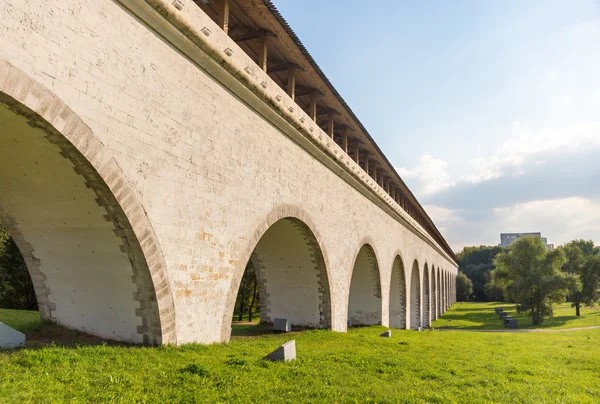 Fragment Ansicht des Rostokino Aquädukts — Stockfoto