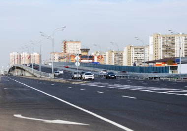 yükseltilmiş yol
