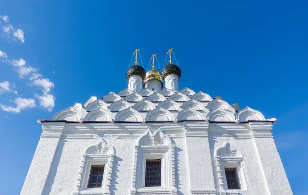 Cúpulas y kokoshniks de la iglesia en Kolomna — Foto de Stock