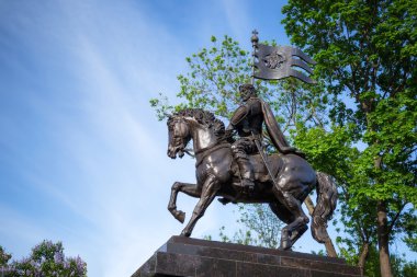 Dmitry Donskoy Anıtı