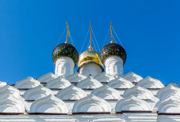 Cúpulas y kokoshniks de la iglesia en Kolomna —  Fotos de Stock