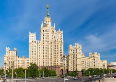 Kotelnicheskaya gökdelen