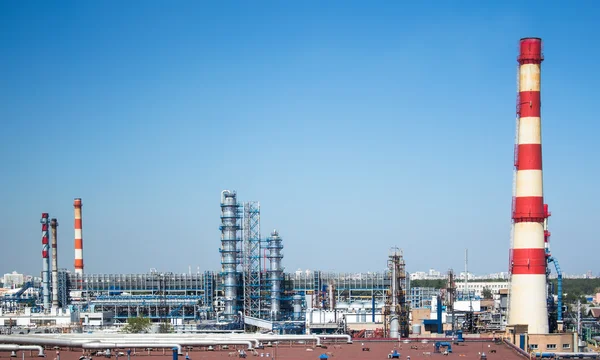 Oil refinery — Stock Photo, Image