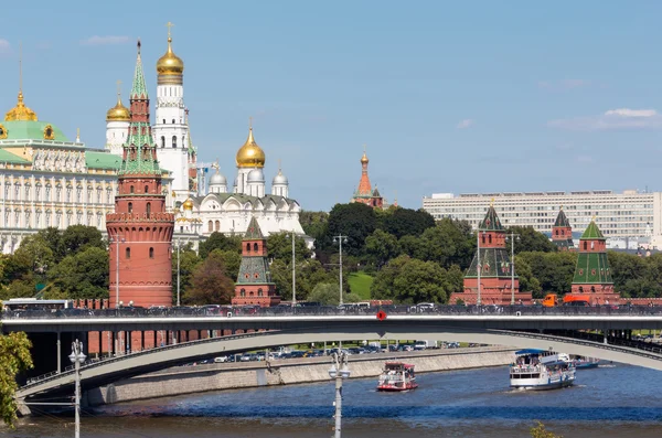Moskova Nehri ve kremlin