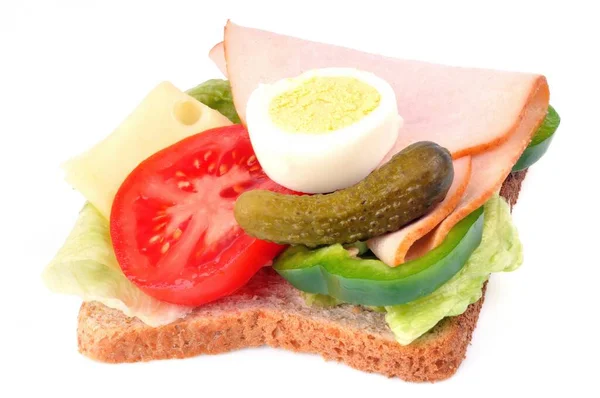 Σπιτικό Σάντουιτς Ψωμί Σάντουιτς Από Κοντά Λευκό Φόντο — Φωτογραφία Αρχείου