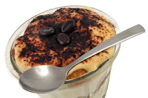 Hausgemachtes Tiramisu Nahaufnahme Auf Weißem Hintergrund — Stockfoto