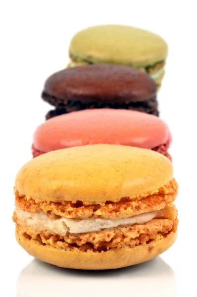 Macarons Différentes Saveurs Close Sur Fond Blanc — Photo