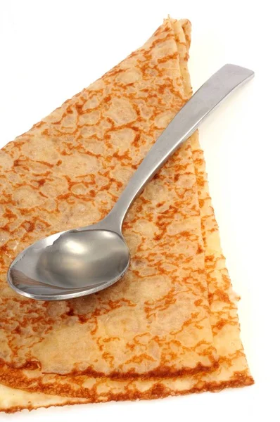 Crepe Con Una Cucharada Miel Cerca Sobre Fondo Blanco —  Fotos de Stock