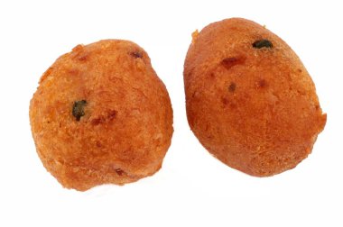 Beyaz arkaplanda morina akrebi yakın plan