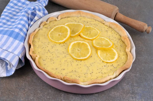 Tarte Maison Citron Vanille Dans Plat Côté Rouleau Pâtisserie — Photo