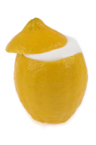 Dessert Citron Avec Gros Plan Crème Sur Fond Blanc — Photo