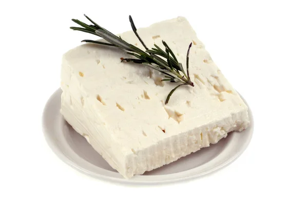 Pedaço Feta Pires Com Rosemary Close Fundo Branco — Fotografia de Stock