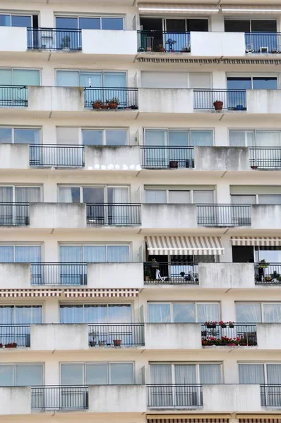 Fasáda Budovy Balkony Okny — Stock fotografie