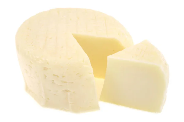 Beyaz Arka Planda Yakın Plan Koyun Peynirini — Stok fotoğraf