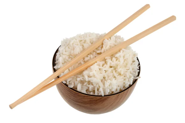 白い背景に中国の箸を閉じ込めた白いご飯の丼 — ストック写真