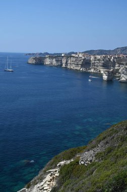 Akdeniz 'deki Bonifacio' nun genel manzarası